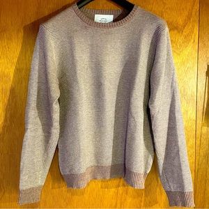 Two tone knit crew neck sweater